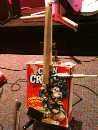 como-hacer-una-guitarra-con-material-reciclado